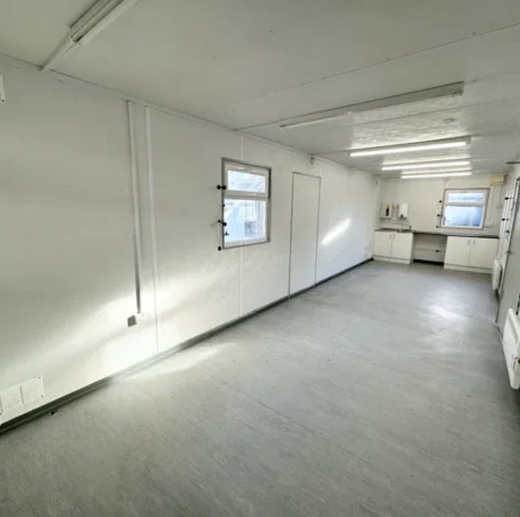 32 X 10ft Customized Containers - Image 9